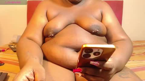 Snapshot of karlafreakk11 chatting on December 28, 2024, 12:24 pm DAHIANA online show from December 28, 2024, 12:24 pm