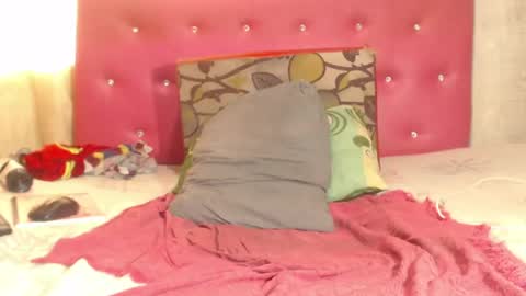Snapshot of karlafreakk11 chatting on May 11, 2026, 3:29 pm DAHIANA online show from May 11, 2026, 3:29 pm