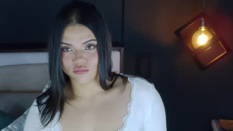 Snapshot of karlizth chatting on October 7, 2025, 8:33 am KarolCorreaT online show from October 7, 2025, 8:33 am