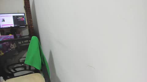 Snapshot of karljensen33 chatting on January 14, 2025, 6:07 pm karlgenjen online show from January 14, 2025, 6:07 pm