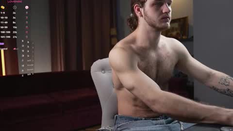 Snapshot of karlos_murphy chatting on March 5, 2026, 4:19 am Karlos and Louis online show from March 5, 2026, 4:19 am