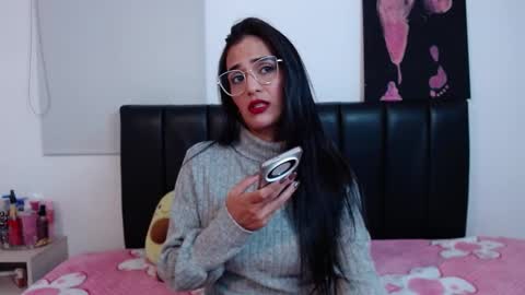 Snapshot of karlota_hank chatting on March 17, 2026, 12:15 am Karlis online show from March 17, 2026, 12:15 am