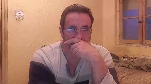 Snapshot of karlpal chatting on February 8, 2026, 7:12 am karlpal online show from February 8, 2026, 7:12 am