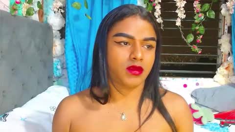 Snapshot of karly_coffe chatting on March 18, 2026, 7:33 am KARLY. online show from March 18, 2026, 7:33 am