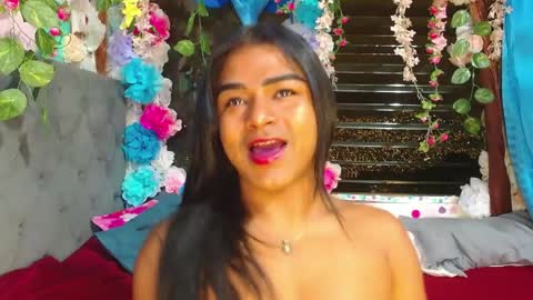 Snapshot of karly_coffe chatting on April 8, 2026, 9:53 am KARLY. online show from April 8, 2026, 9:53 am