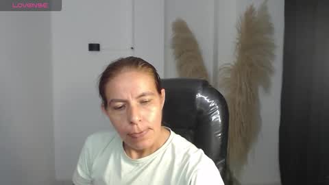 KARLYE online show from January 12, 2026, 4:29 am