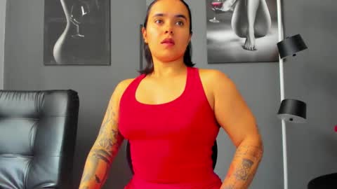   online show from November 20, 2025, 3:23 pm