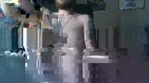 Snapshot of karnyx3 chatting on November 22, 2025, 11:42 am Karlos Montoya online show from November 22, 2025, 11:42 am