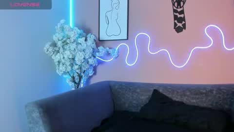 Snapshot of karo_linee chatting on June 30, 2026, 12:06 pm karo_linee online show from June 30, 2026, 12:06 pm