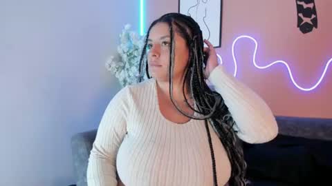 Snapshot of karo_linee chatting on July 3, 2026, 12:11 pm karo_linee online show from July 3, 2026, 12:11 pm