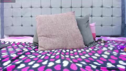 Karol online show from December 17, 2025, 3:18 pm