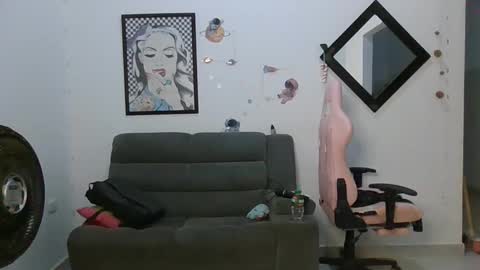    online show from December 29, 2024, 8:44 am