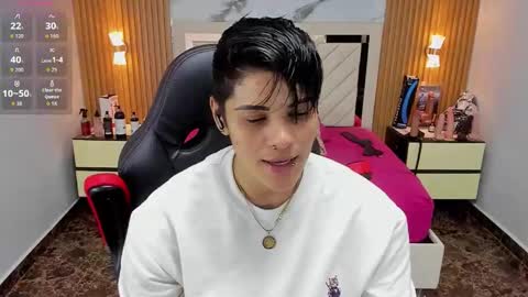 Karol and Luna online show from September 24, 2025, 2:37 am