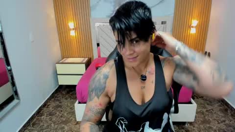 Snapshot of karolandluna chatting on April 20, 2026, 7:59 pm Karol and Luna online show from April 20, 2026, 7:59 pm