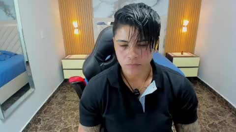 Snapshot of karolandluna chatting on April 21, 2026, 7:06 pm Karol and Luna online show from April 21, 2026, 7:06 pm