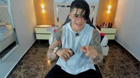 Snapshot of karolandluna chatting on May 26, 2026, 7:43 pm Karol and Luna online show from May 26, 2026, 7:43 pm