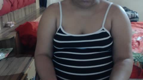 Snapshot of karolbb21 chatting on April 3, 2026, 11:14 pm karolbb21 online show from April 3, 2026, 11:14 pm