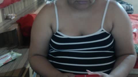 Snapshot of karolbb21 chatting on April 5, 2026, 11:57 pm karolbb21 online show from April 5, 2026, 11:57 pm