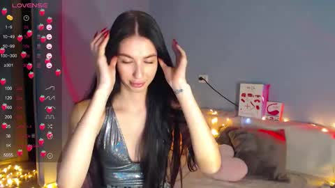 Kira online show from October 3, 2025, 2:41 am