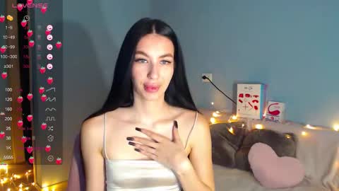 Kira online show from October 25, 2025, 1:57 am