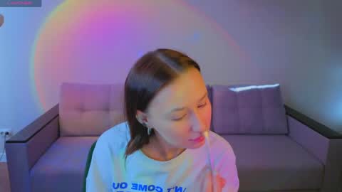 Karolina online show from May 5, 2026, 1:35 am