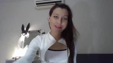 Karolinas777x online show from November 28, 2025, 2:09 pm