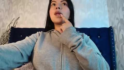 Snapshot of karolineburnx chatting on March 4, 2026, 3:45 am Isa online show from March 4, 2026, 3:45 am