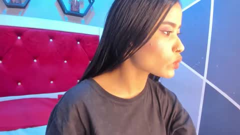 Karol online show from November 12, 2025, 11:43 am