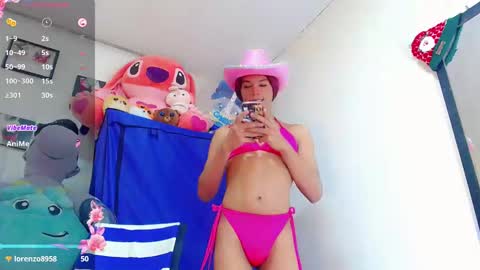 Snapshot of karoll_scoott chatting on January 16, 2025, 10:55 pm karol online show from January 16, 2025, 10:55 pm