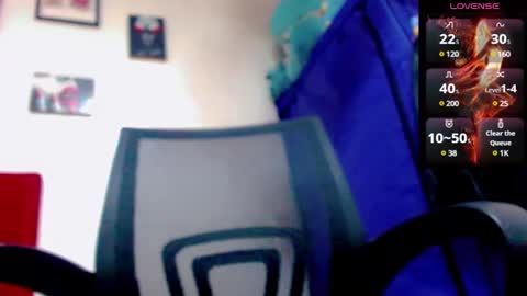 Snapshot of karoll_scoott chatting on February 20, 2025, 7:52 pm karol online show from February 20, 2025, 7:52 pm