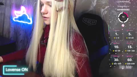 Caroline Fox online show from March 19, 2026, 9:02 am