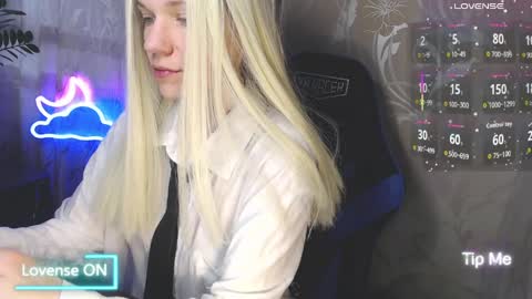 Caroline Fox online show from April 4, 2026, 7:39 am