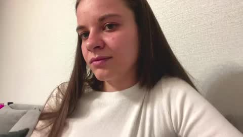 Lia online show from March 13, 2026, 4:24 pm