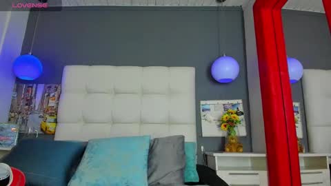 ---Kary--- online show from February 19, 2025, 3:28 am