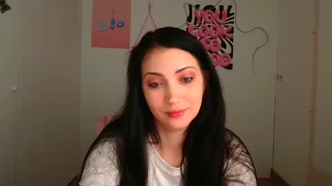 Karyna online show from May 17, 2026, 5:38 am
