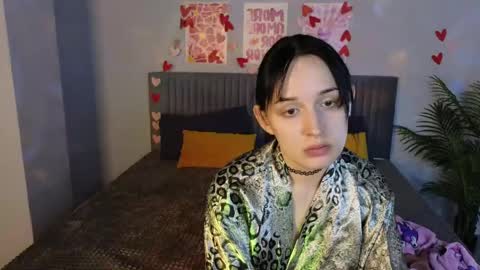 Snapshot of kaseykittenn chatting on May 3, 2026, 1:44 am Kasey online show from May 3, 2026, 1:44 am