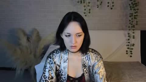 Snapshot of kaseykittenn chatting on May 5, 2026, 1:02 am Kasey online show from May 5, 2026, 1:02 am