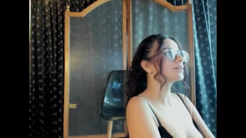 kassandra james online show from March 6, 2025, 7:57 am