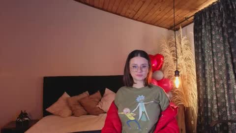 kassandra james online show from February 17, 2026, 1:29 pm