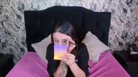 kassandra james online show from March 2, 2026, 1:07 pm