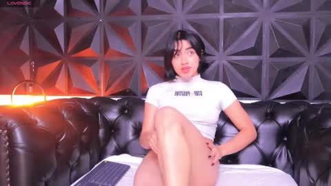 Snapshot of kassianoir_ chatting on February 28, 2025, 12:20 pm Kasi online show from February 28, 2025, 12:20 pm