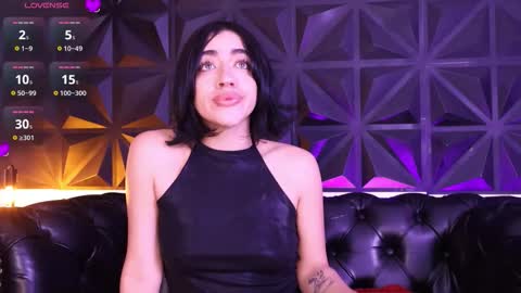 Snapshot of kassianoir_ chatting on November 25, 2025, 12:16 pm Kasi online show from November 25, 2025, 12:16 pm