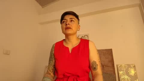 kat paradisse online show from March 25, 2026, 12:00 pm