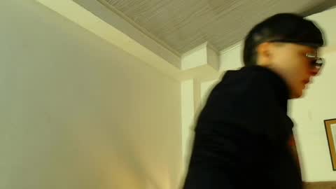 kat paradisse online show from April 25, 2026, 11:57 am