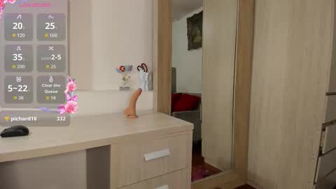 kata22sofia online show from December 5, 2025, 5:31 pm