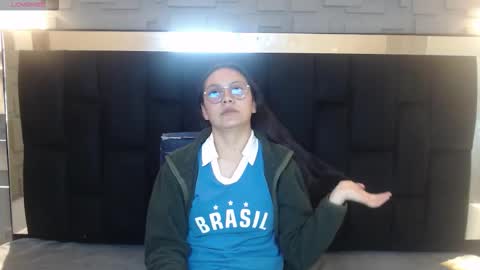 Katalina online show from December 16, 2025, 1:05 pm