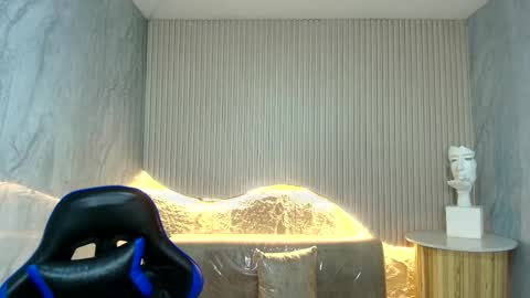 Katalina  online show from February 18, 2026, 3:02 am