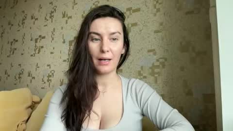 Snapshot of katalinaqe chatting on February 2, 2026, 10:25 am KatalinaQE online show from February 2, 2026, 10:25 am