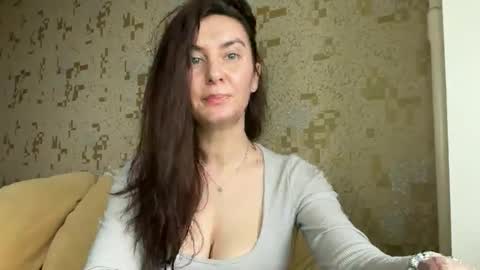 Snapshot of katalinaqe chatting on February 25, 2026, 8:24 am KatalinaQE online show from February 25, 2026, 8:24 am