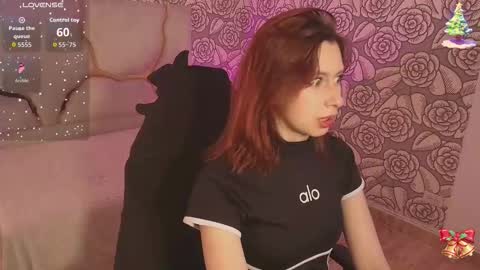 katana_tay online show from December 4, 2025, 11:52 am